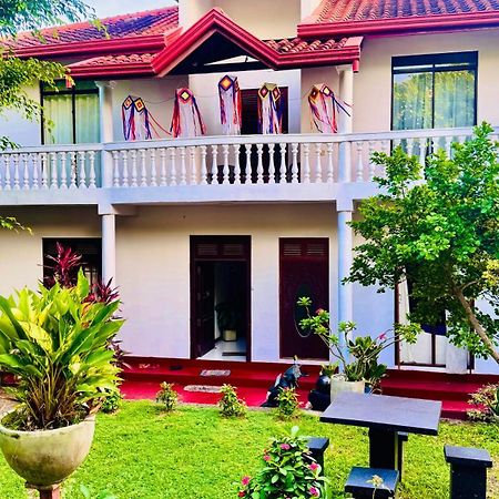 Sritaly Inn Mirissa Kültér fotó