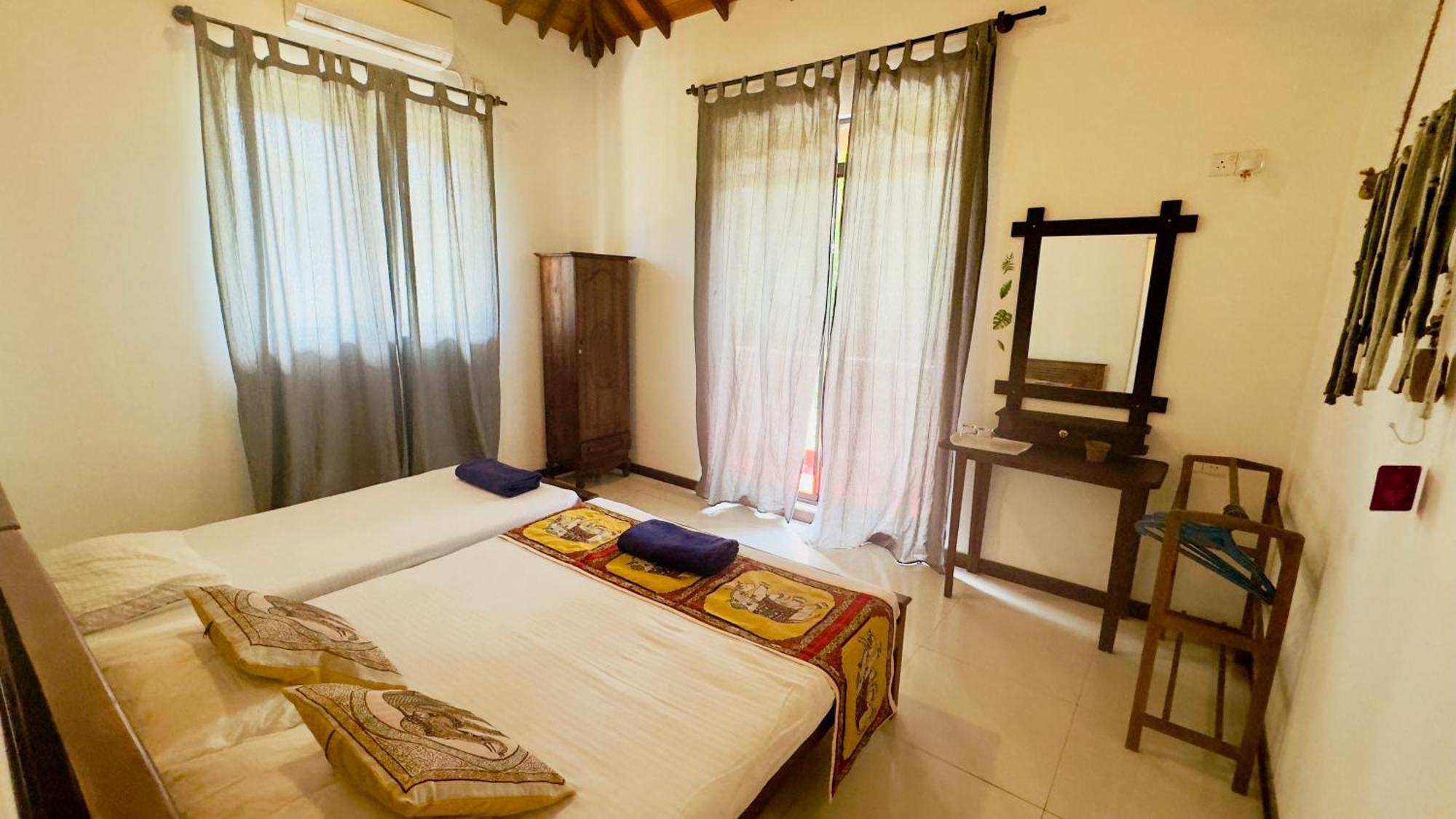 Sritaly Inn Mirissa Kültér fotó