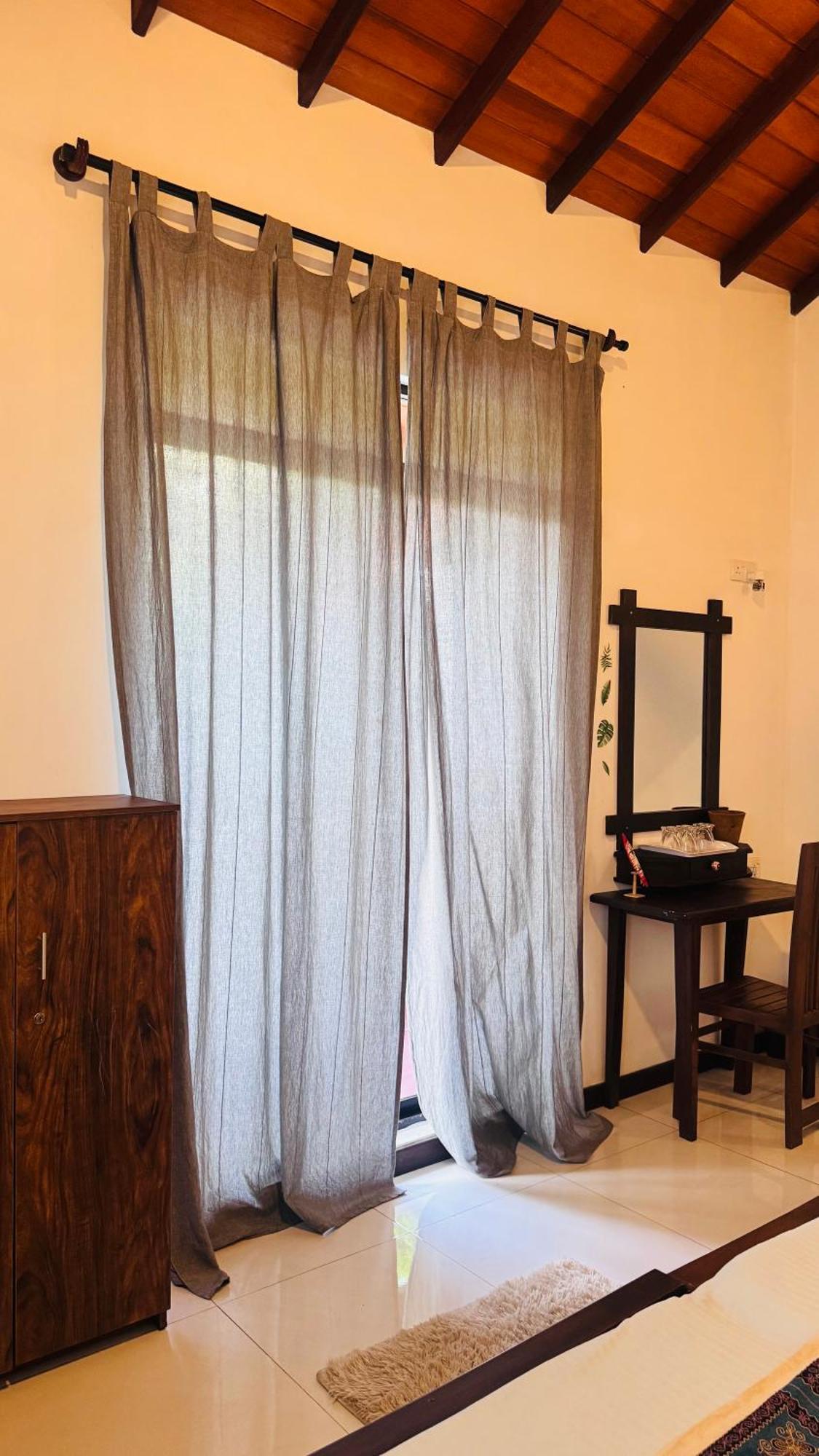 Sritaly Inn Mirissa Kültér fotó