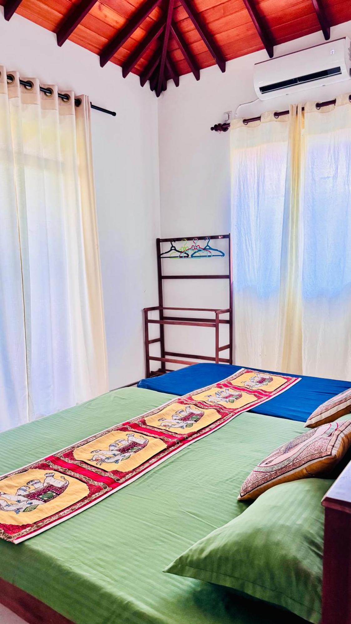 Sritaly Inn Mirissa Kültér fotó